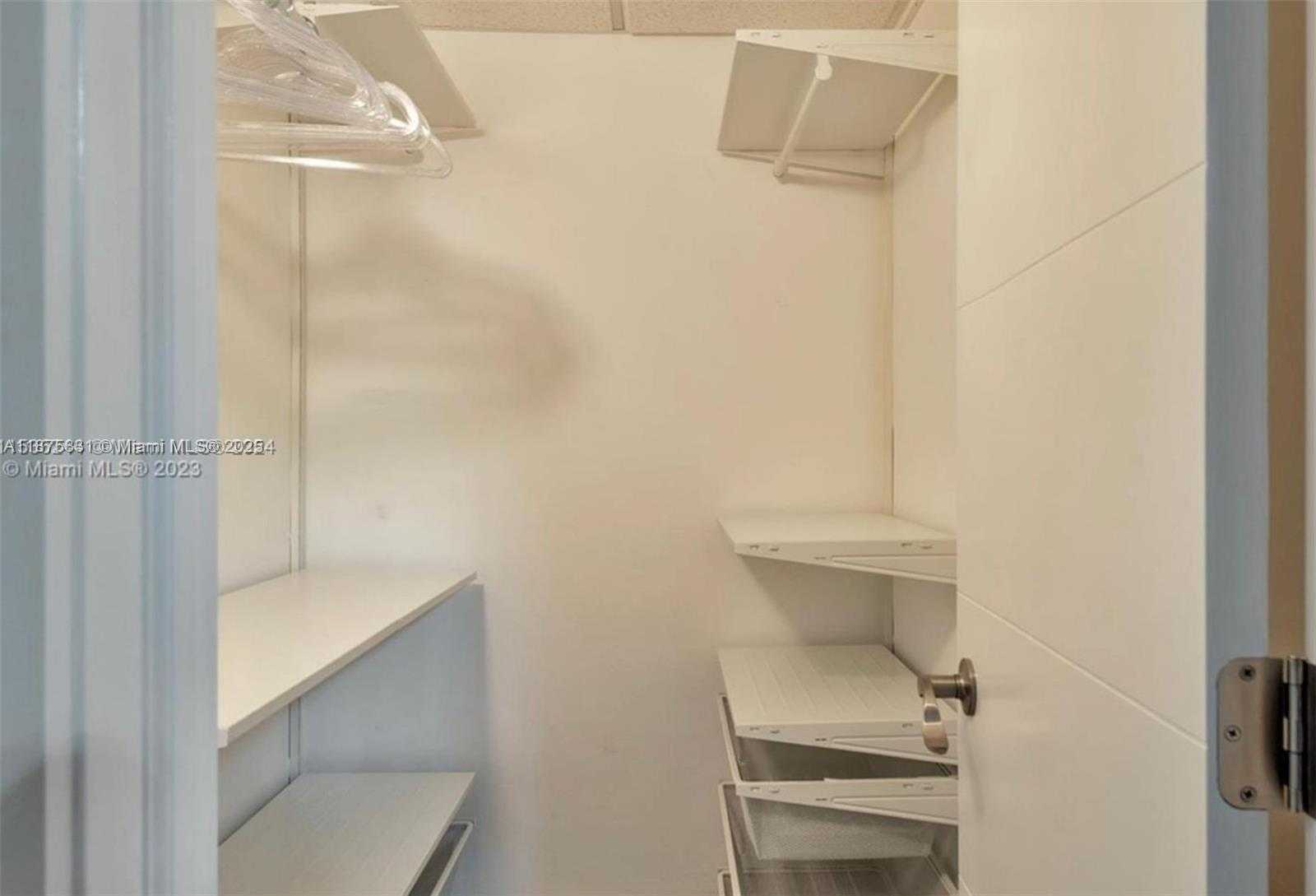 Small Image of 4001 SOUTH OCEAN DR #9F, Hollywood Number 16