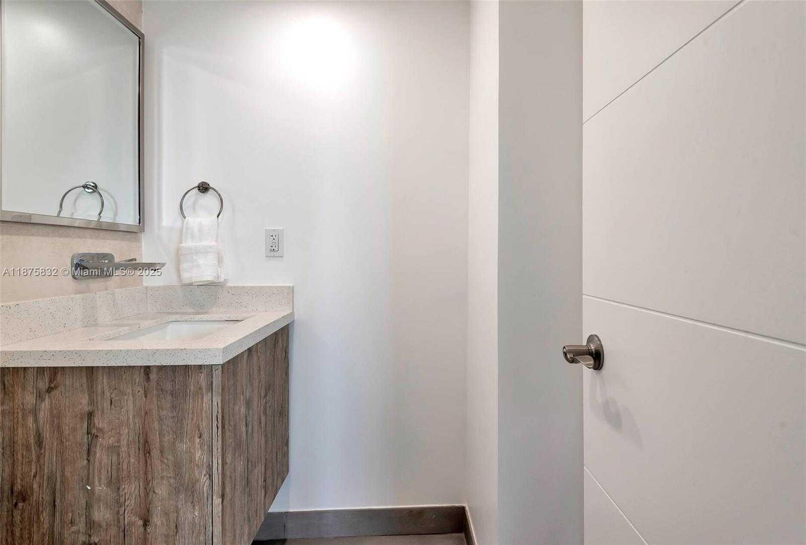 Small Image of 4001 SOUTH OCEAN DR #14H, Hollywood Number 29