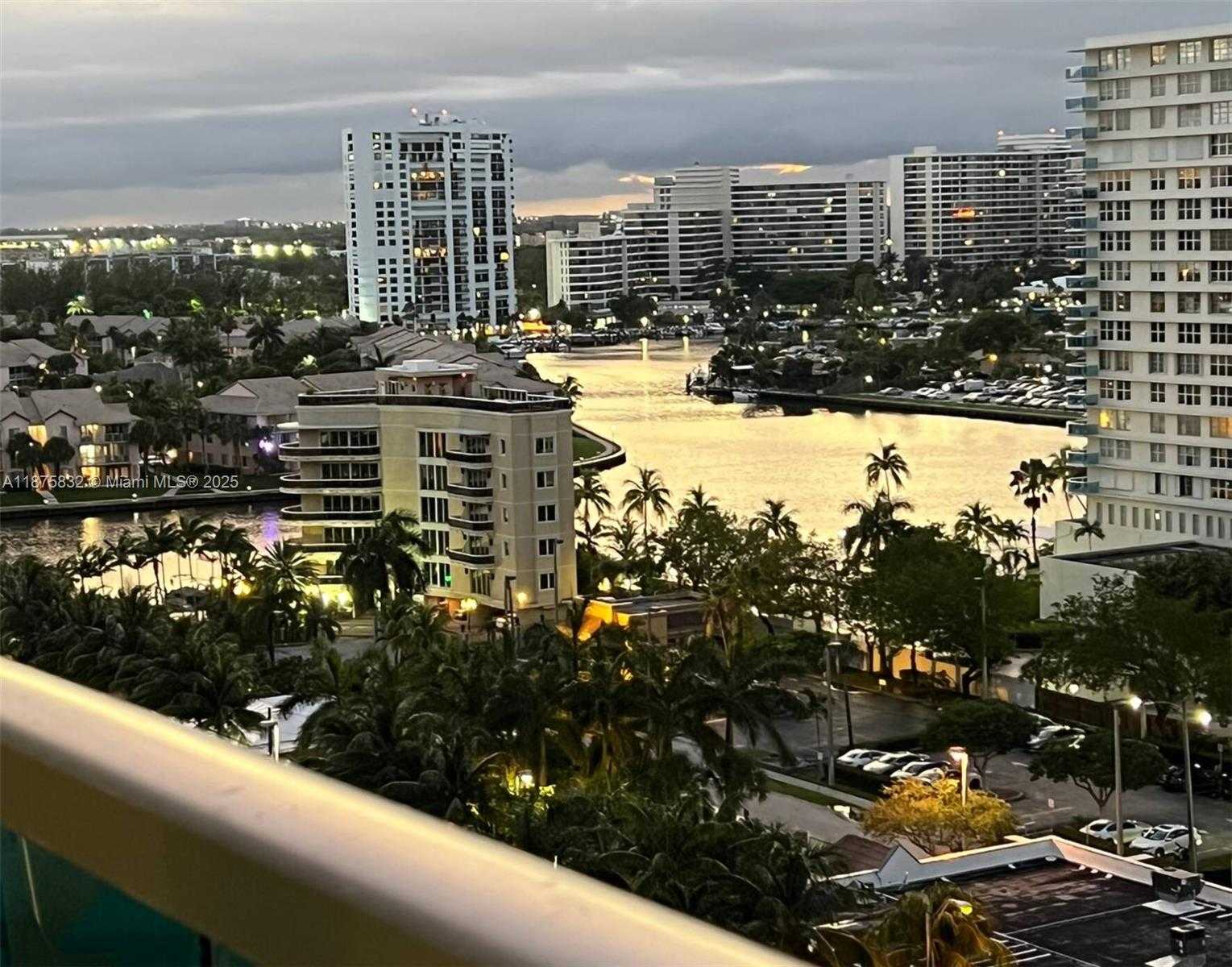 Small Image of 4001 SOUTH OCEAN DR #14H, Hollywood Number 54