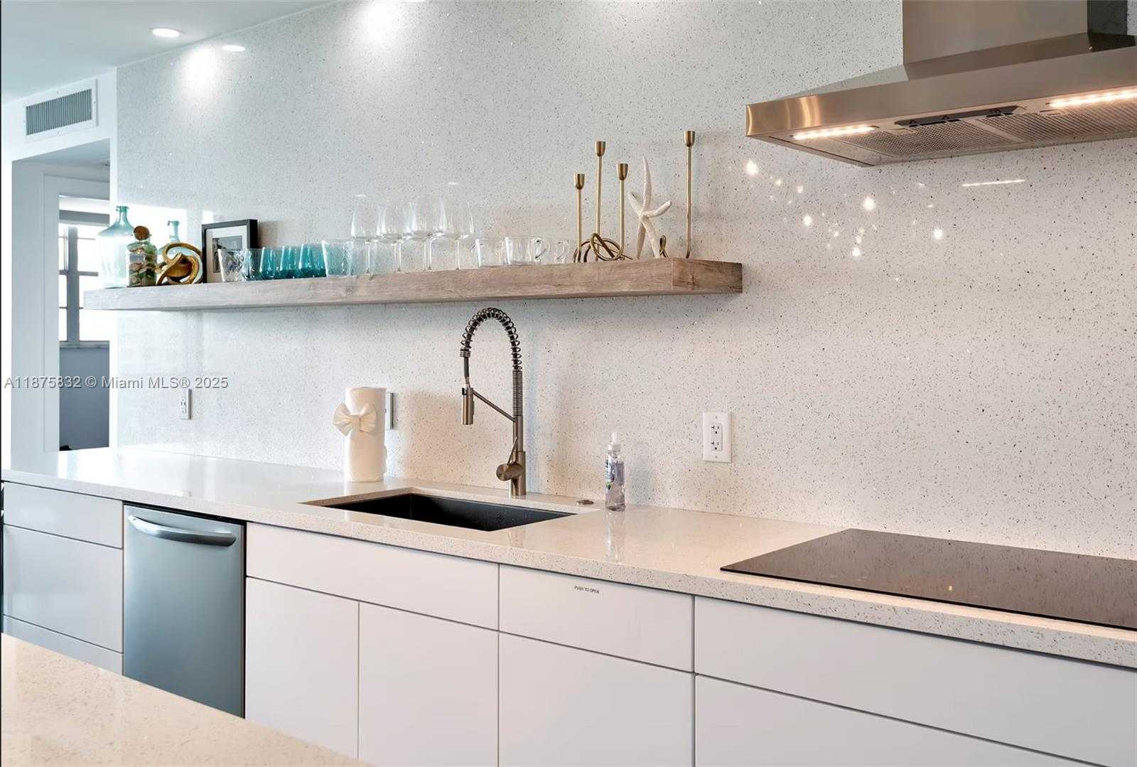 Small Image of 4001 SOUTH OCEAN DR #14H, Hollywood Number 8