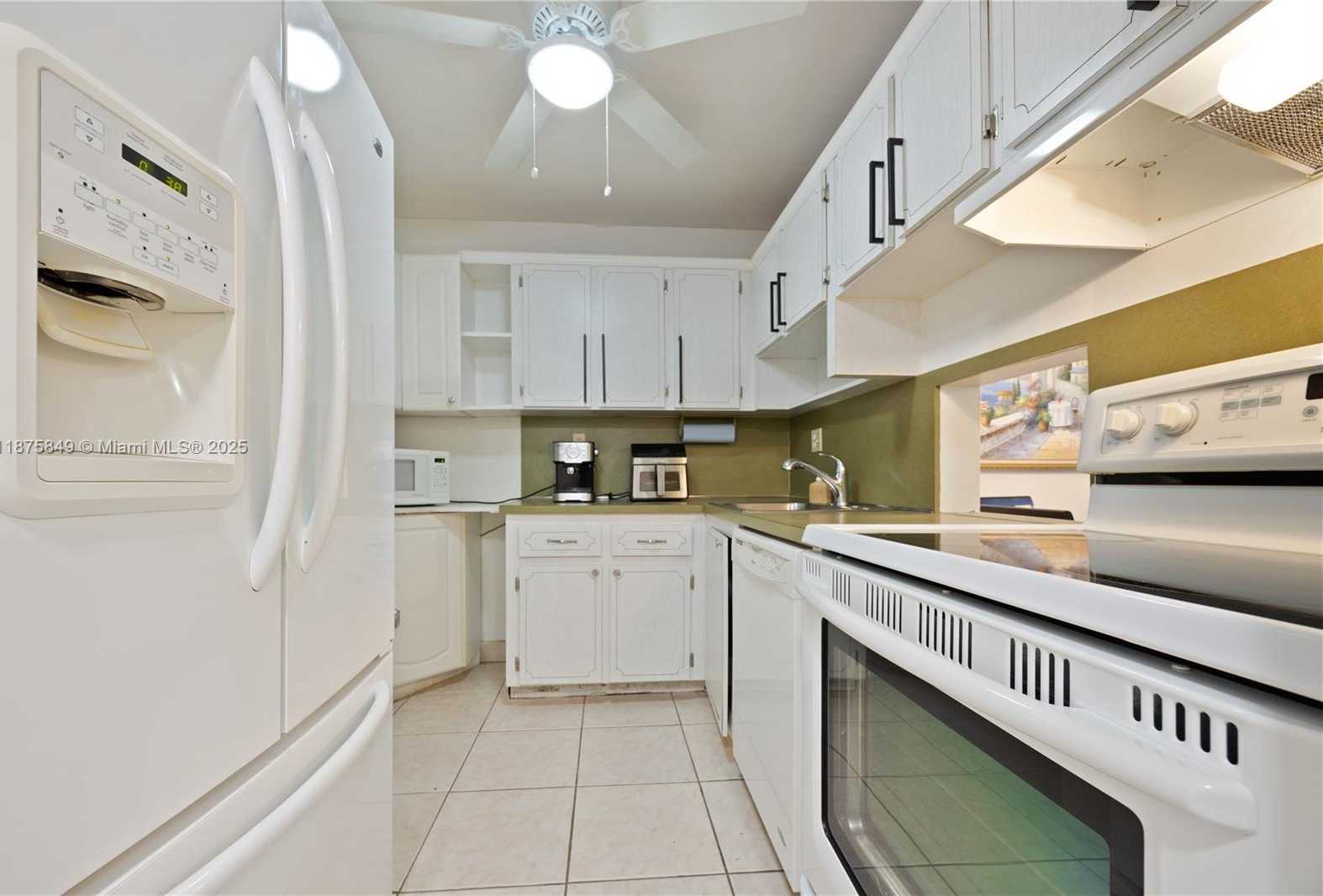 Small Image of 8260 SOUTH WEST 24TH ST #6110, North Lauderdale Number 26