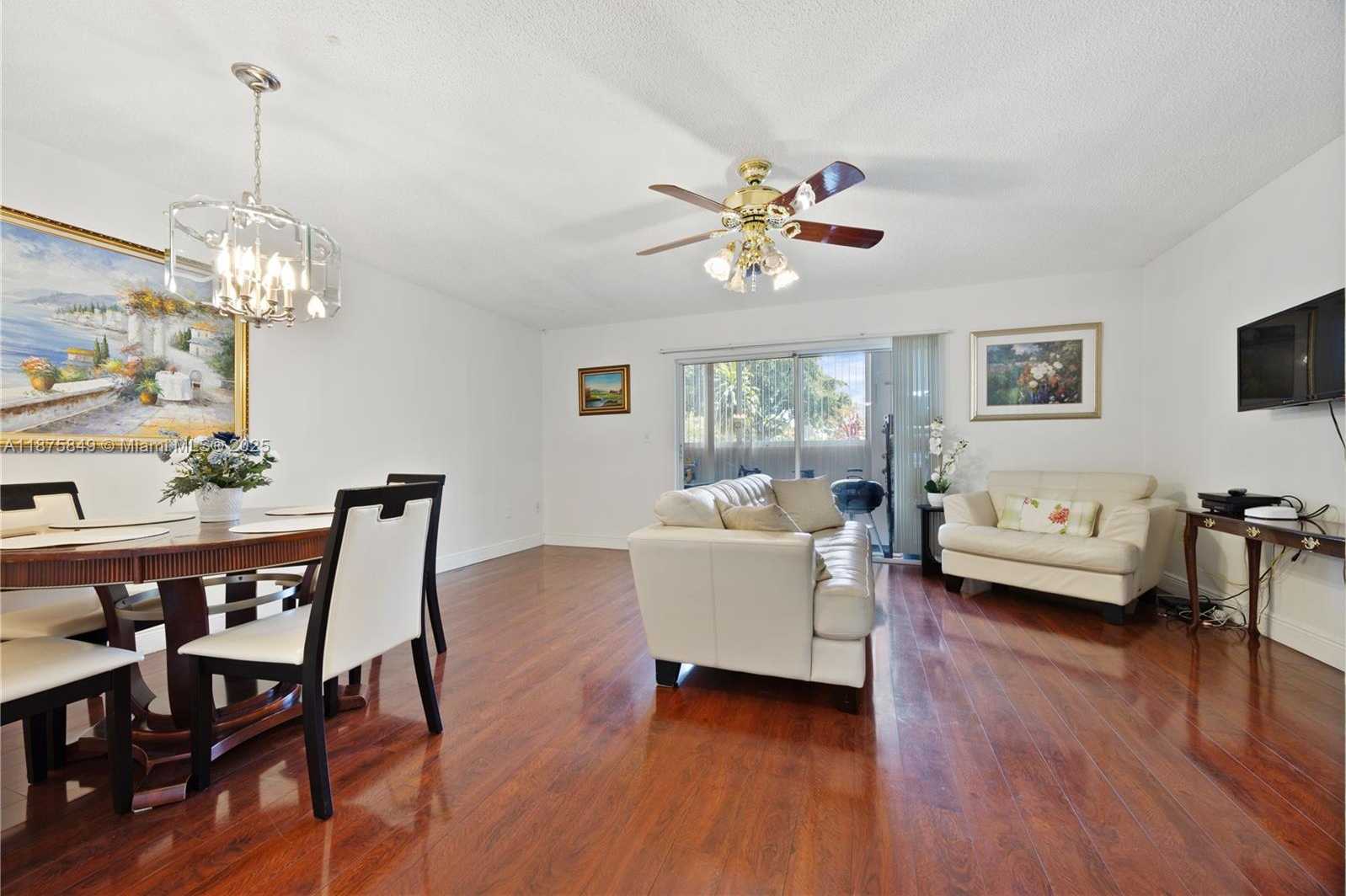 Small Image of 8260 SOUTH WEST 24TH ST #6110, North Lauderdale Number 4