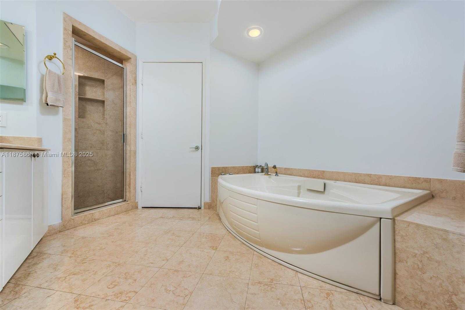 Small Image of 789 CRANDON BLVD #1202, Key Biscayne Number 16