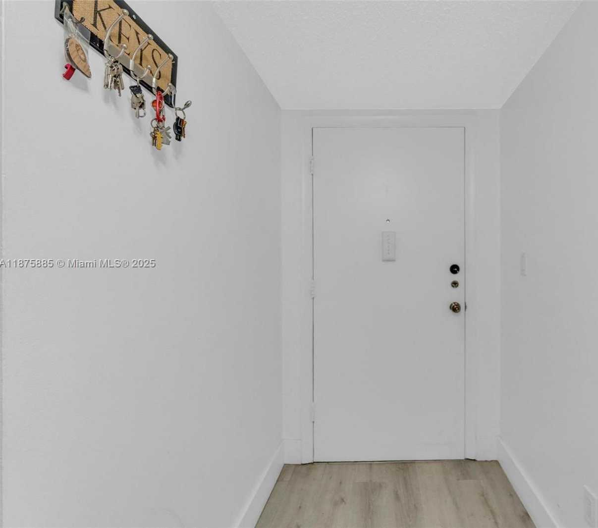 Small Image of 1021 MOCKINGBIRD LN #310, Plantation Number 38