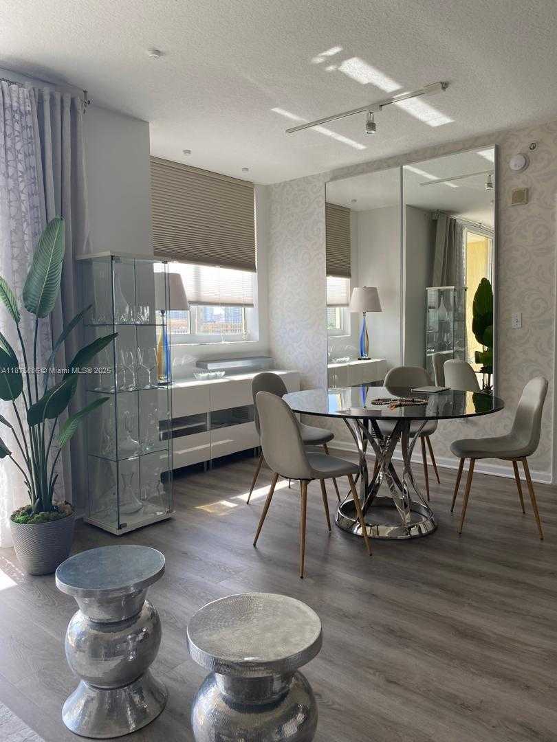 Small Image of 18800 NORTH EAST 29TH AVE #609, Aventura Number 32