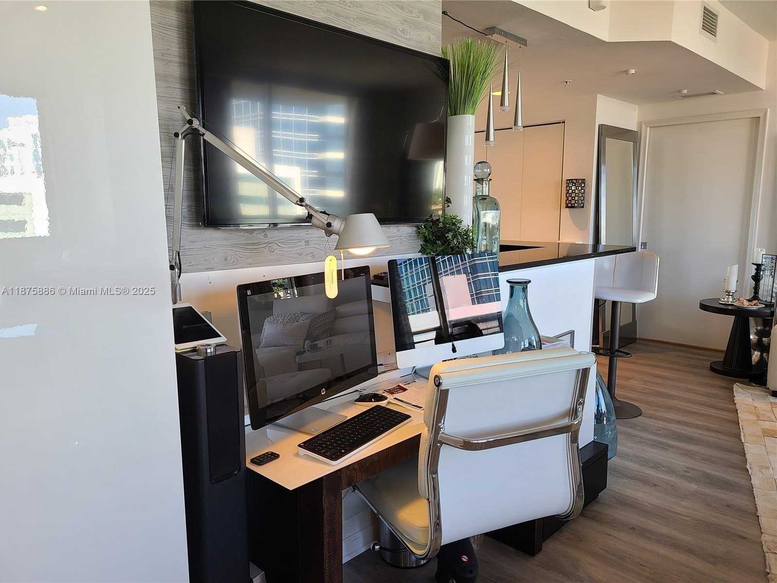 Small Image of 18800 NORTH EAST 29TH AVE #609, Aventura Number 37