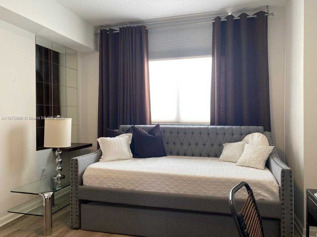 Small Image of 18800 NORTH EAST 29TH AVE #609, Aventura Number 39