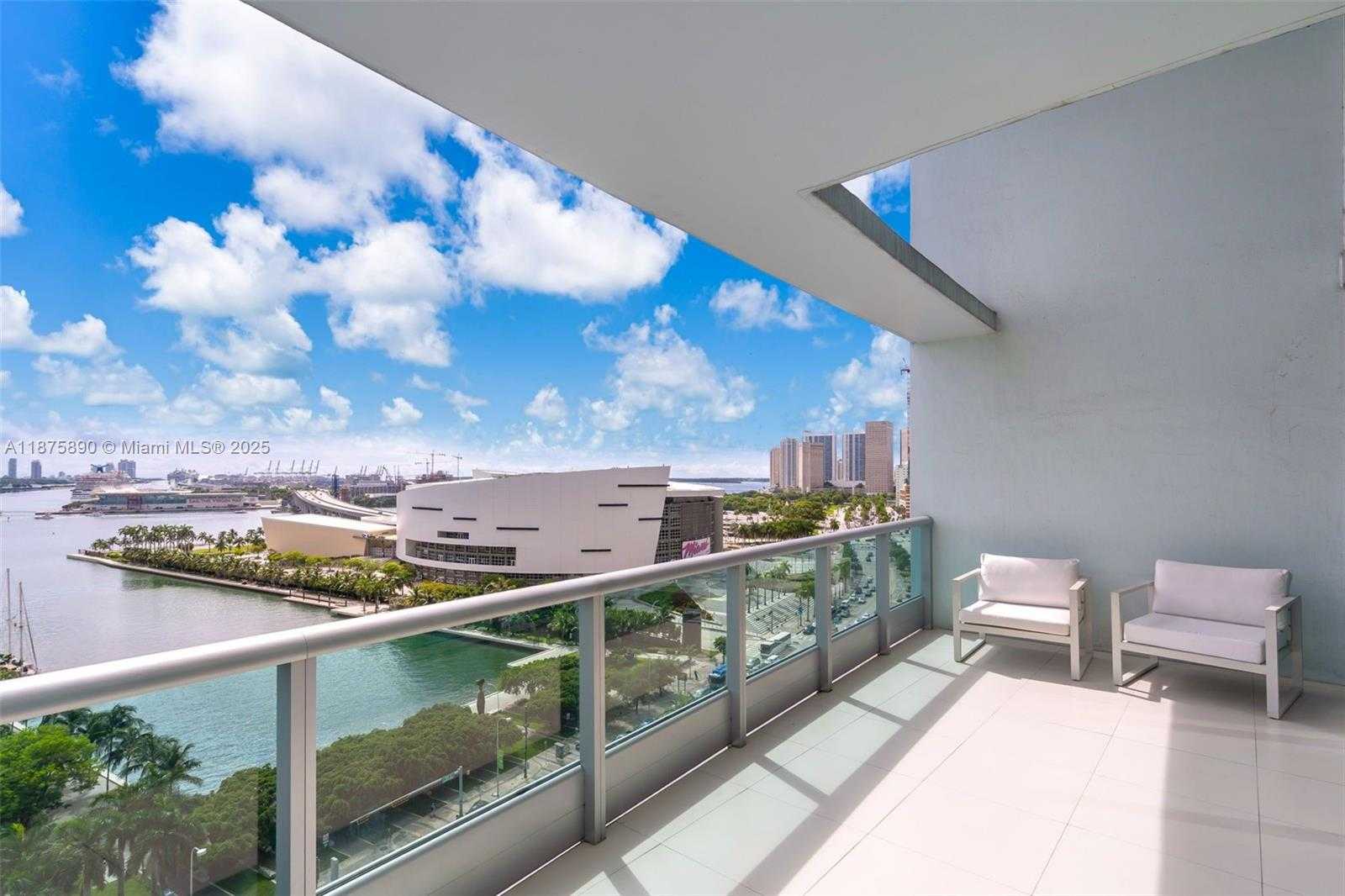 Small Image of 900 BISCAYNE BLVD #1707, Miami Number 24