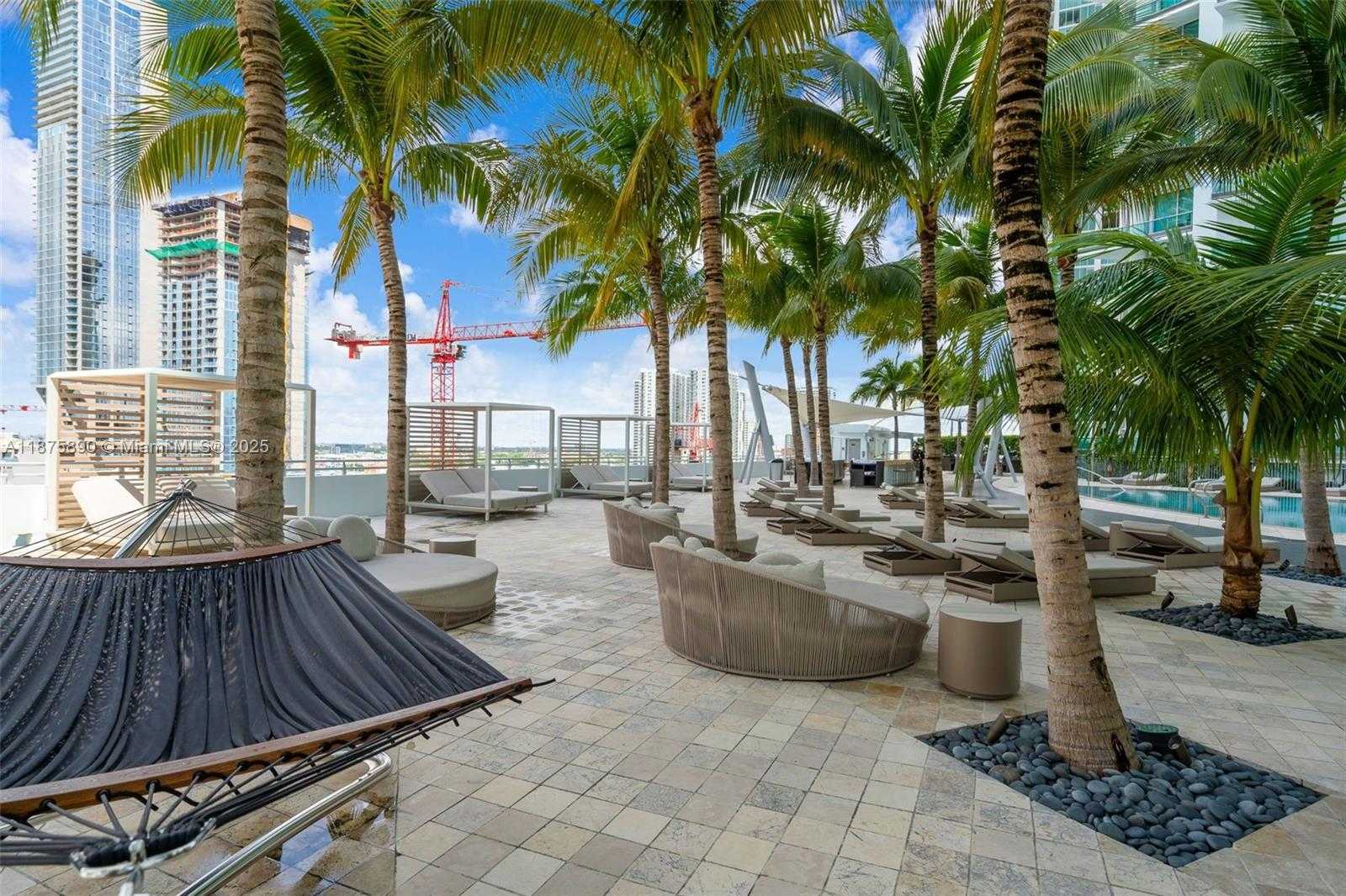 Small Image of 900 BISCAYNE BLVD #1707, Miami Number 35