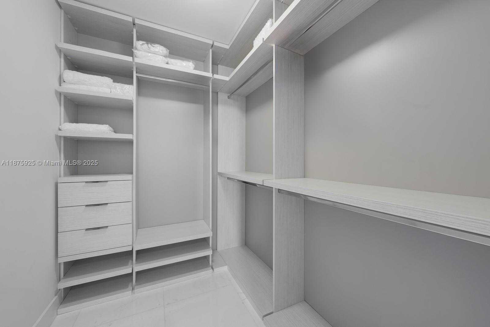 Small Image of 10203 COLLINS AVE #204, Bal Harbour Number 19