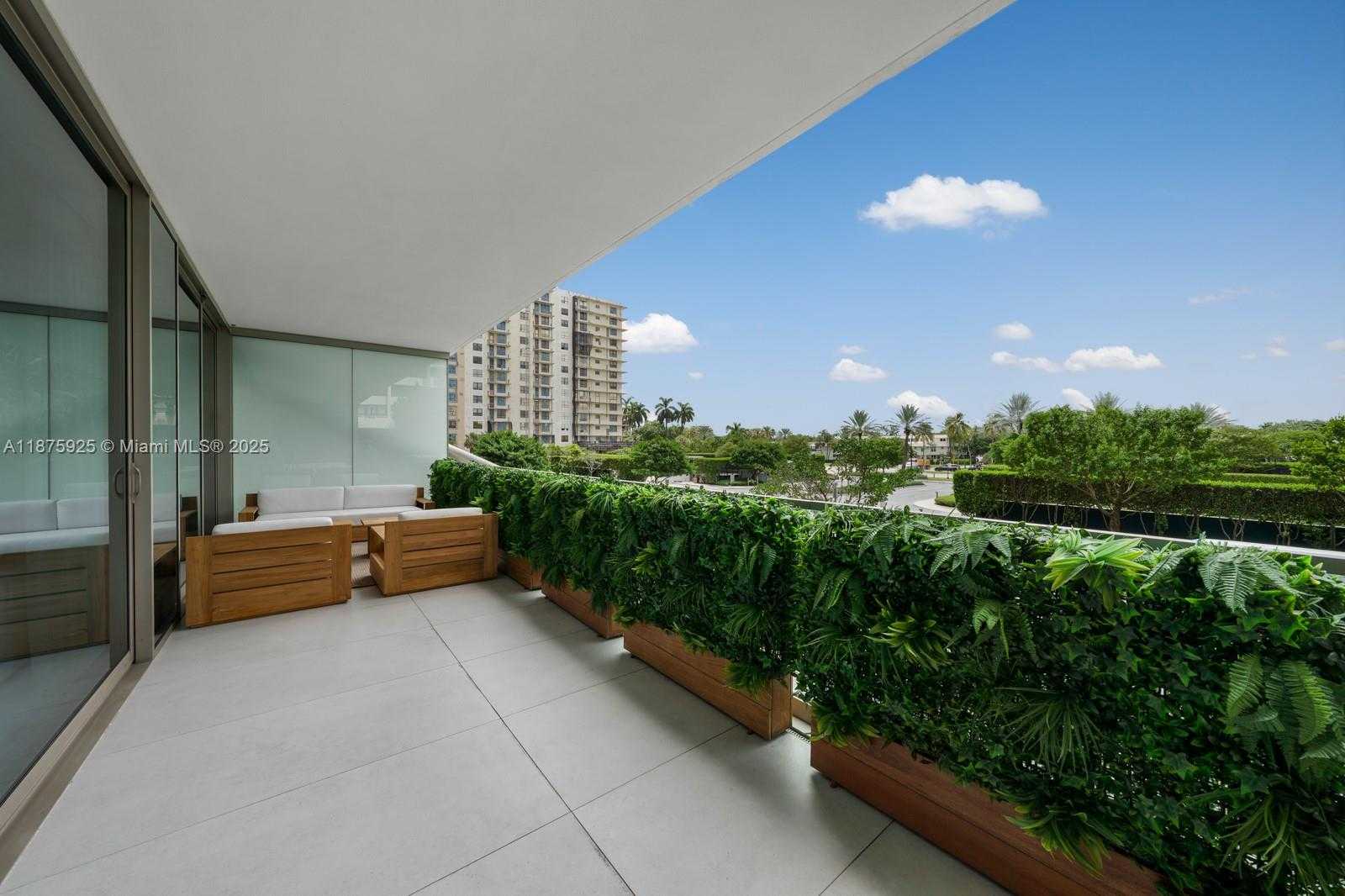 Small Image of 10203 COLLINS AVE #204, Bal Harbour Number 23