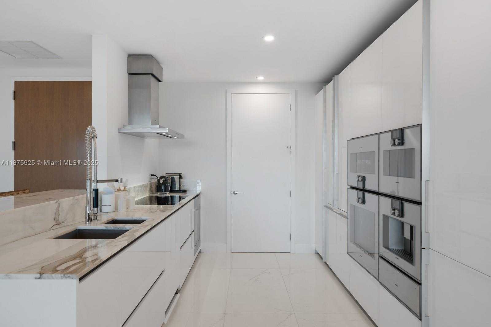 Small Image of 10203 COLLINS AVE #204, Bal Harbour Number 8