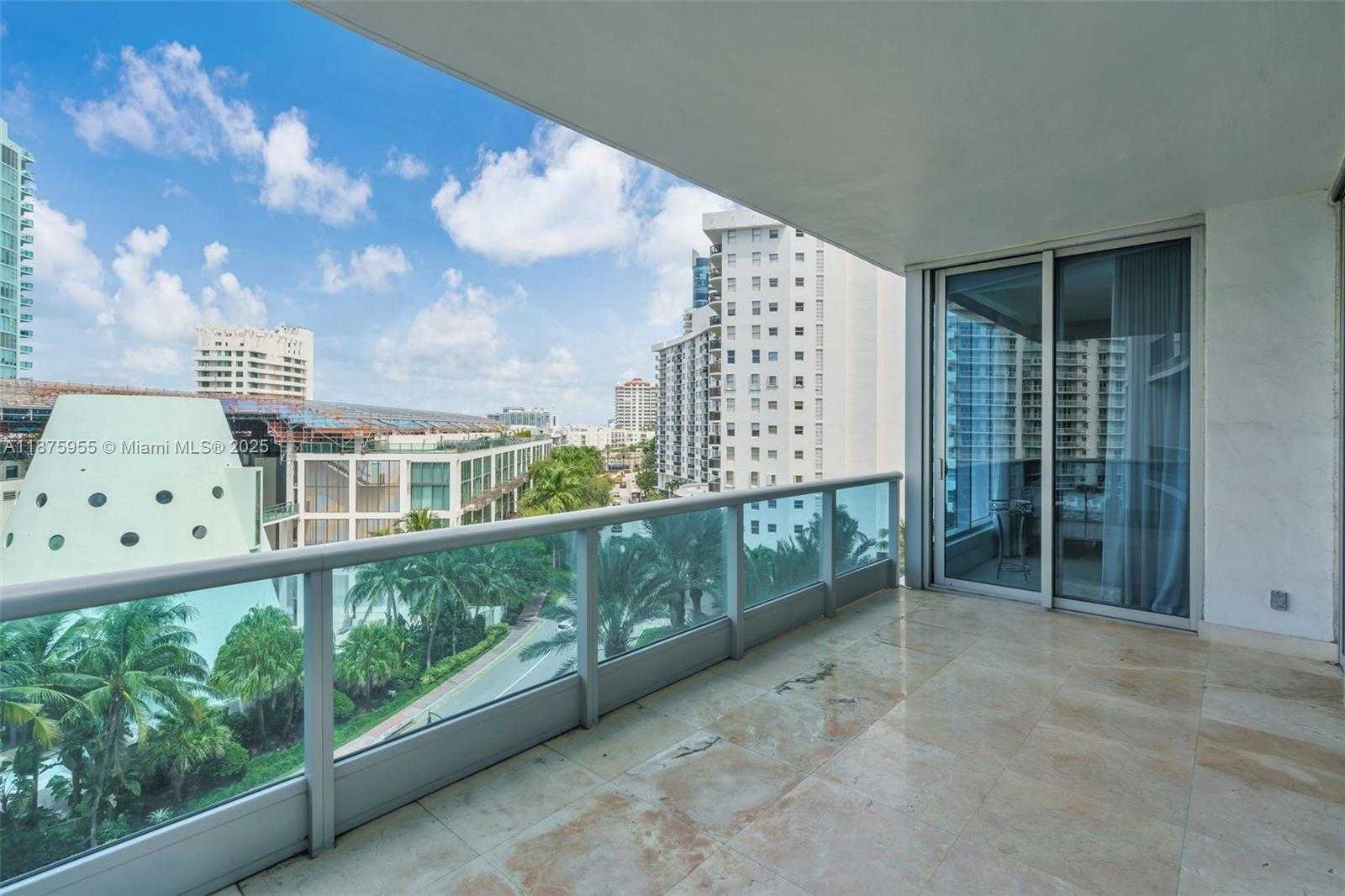Small Image of 5959 COLLINS AVE #804, Miami Beach Number 32