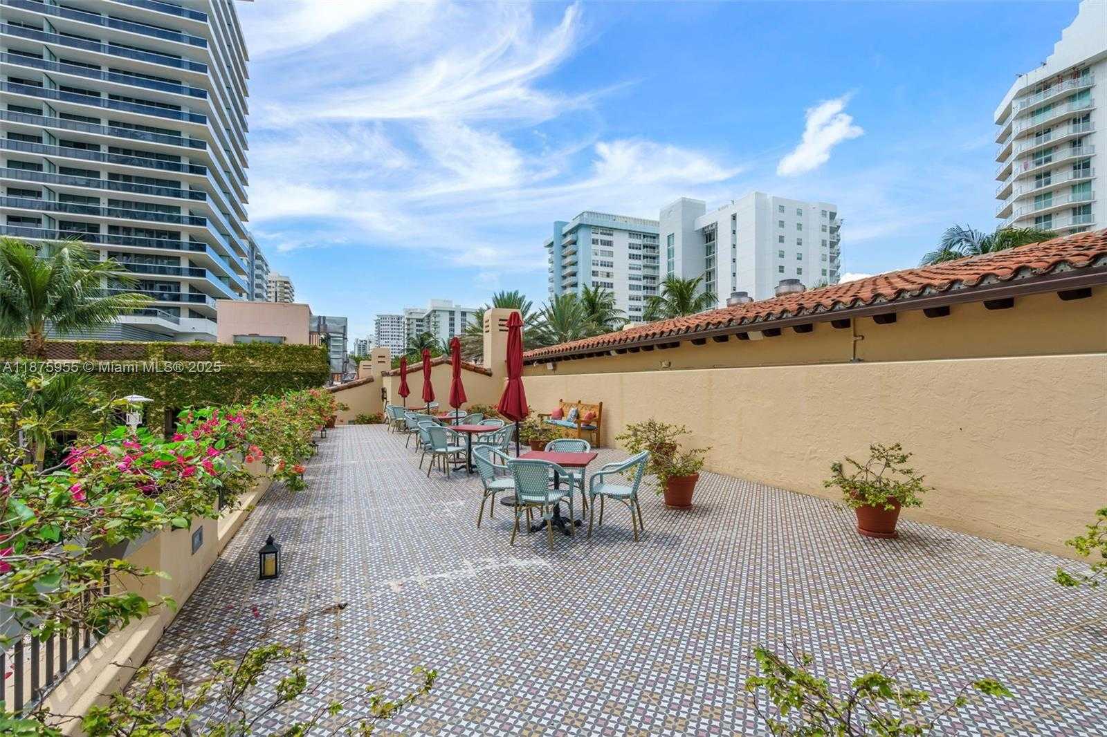 Small Image of 5959 COLLINS AVE #804, Miami Beach Number 37