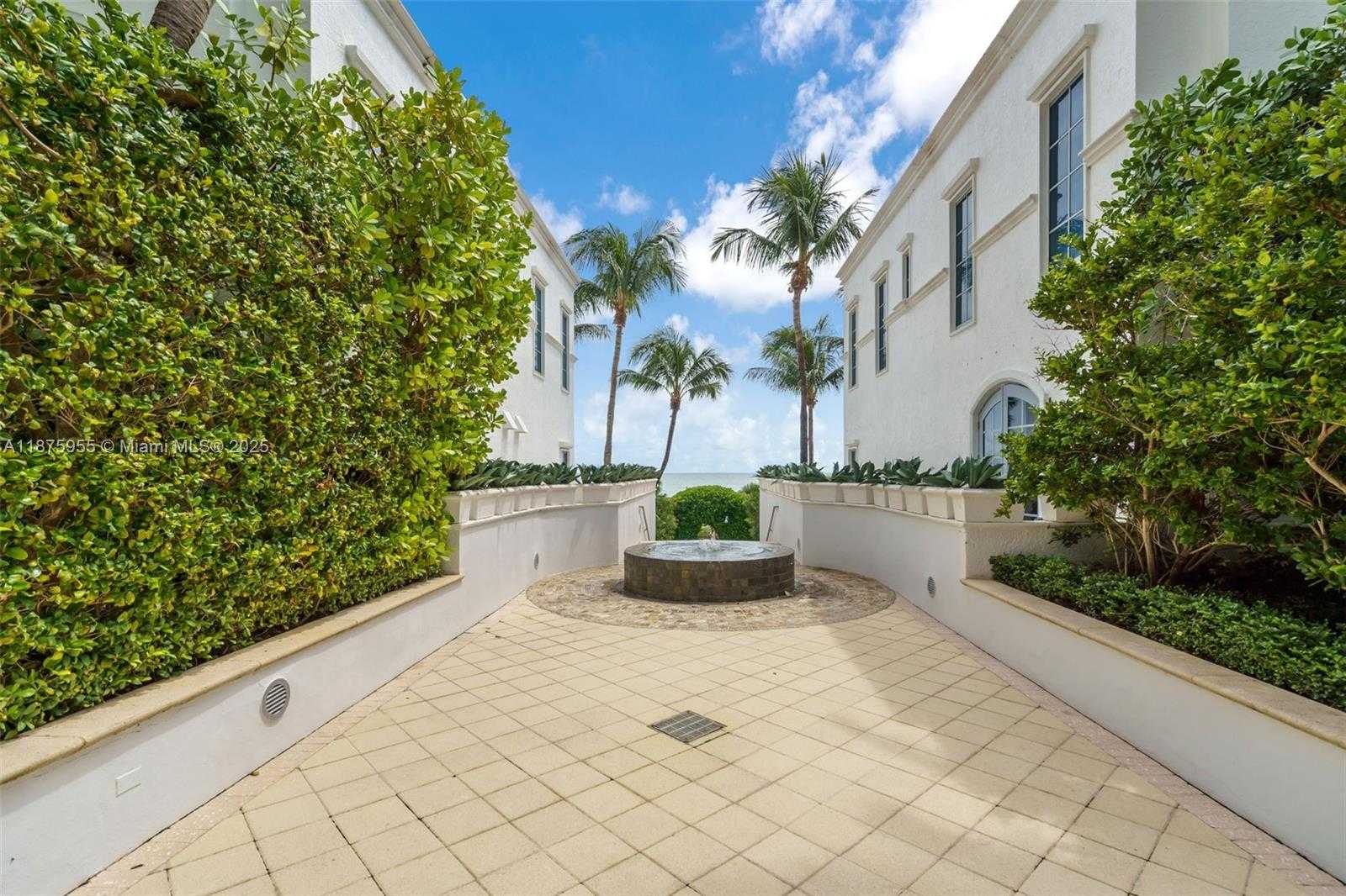 Small Image of 5959 COLLINS AVE #804, Miami Beach Number 38
