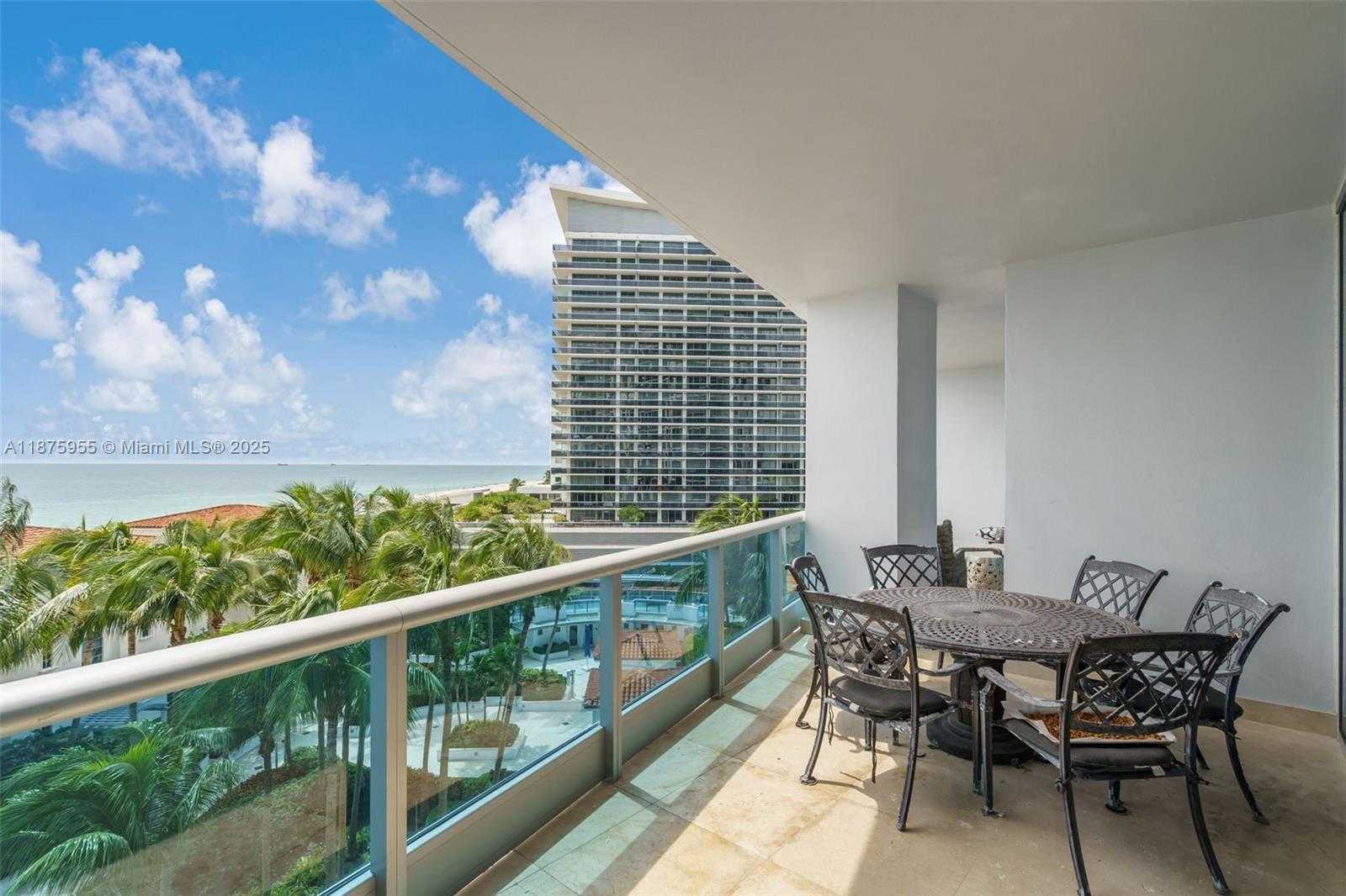 Small Image of 5959 COLLINS AVE #804, Miami Beach Number 4