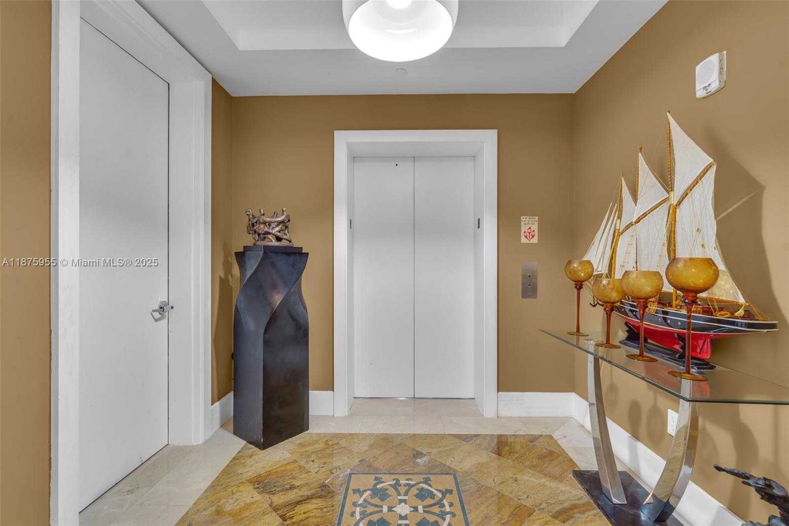 Small Image of 5959 COLLINS AVE #804, Miami Beach Number 5