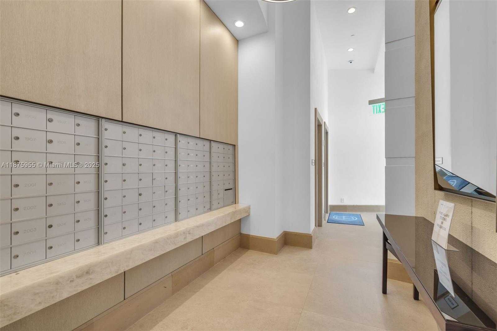 Small Image of 5959 COLLINS AVE #804, Miami Beach Number 65