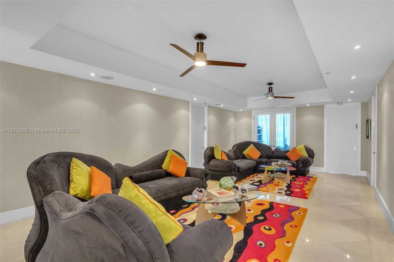 Small Image of 5959 COLLINS AVE #804, Miami Beach Number 8