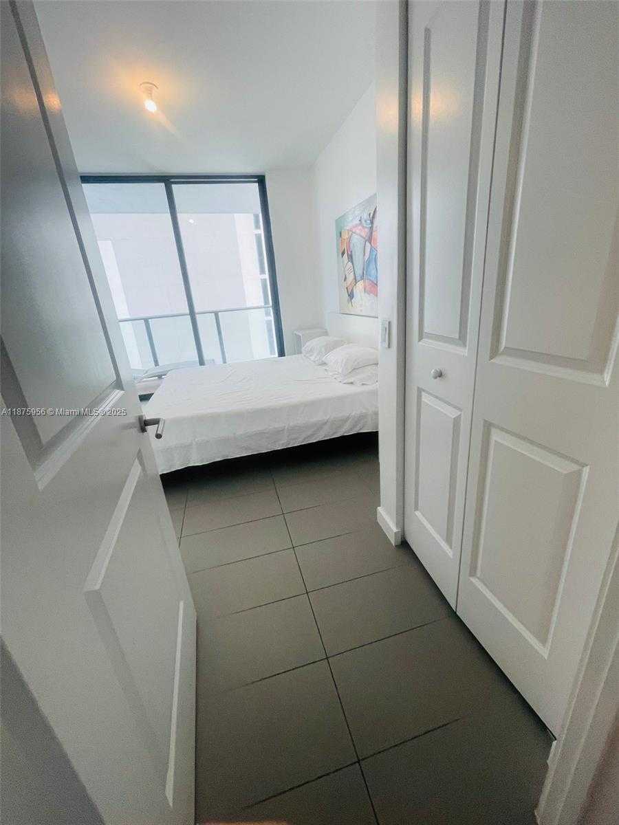 Small Image of 1600 NORTH EAST 1ST AVE #2019, Miami Number 11