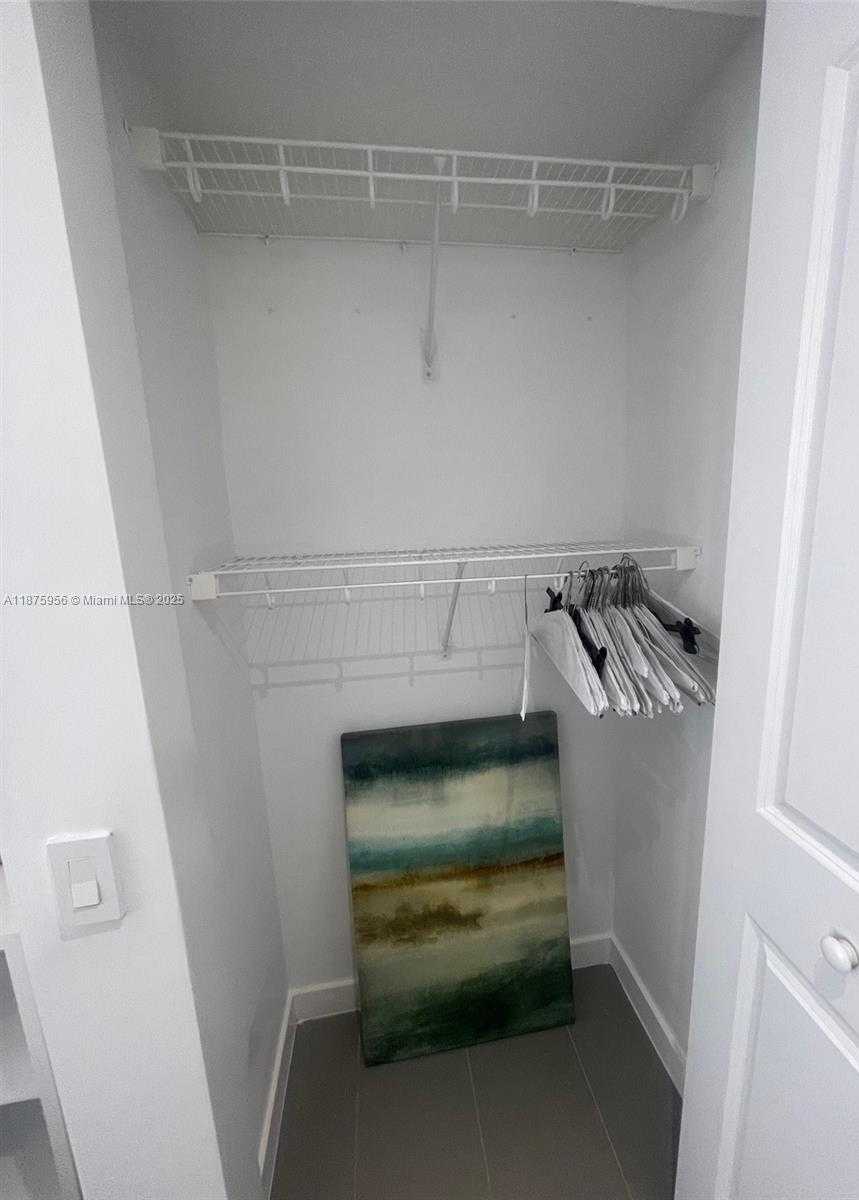 Small Image of 1600 NORTH EAST 1ST AVE #2019, Miami Number 12
