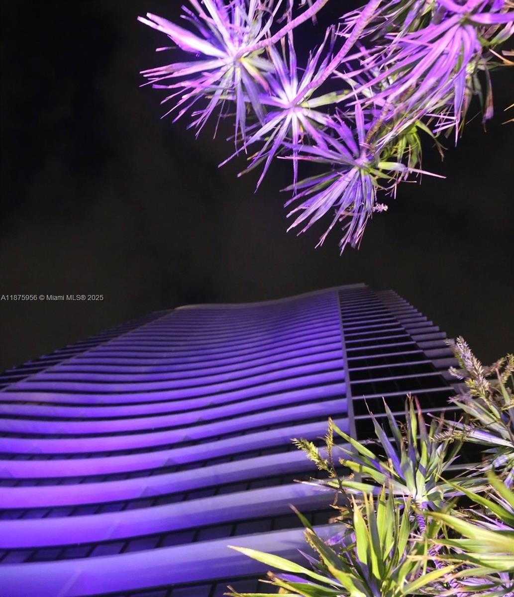 Small Image of 1600 NORTH EAST 1ST AVE #2019, Miami Number 16