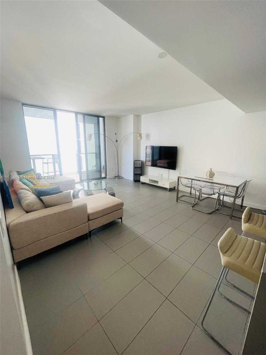 Small Image of 1600 NORTH EAST 1ST AVE #2019, Miami Number 3