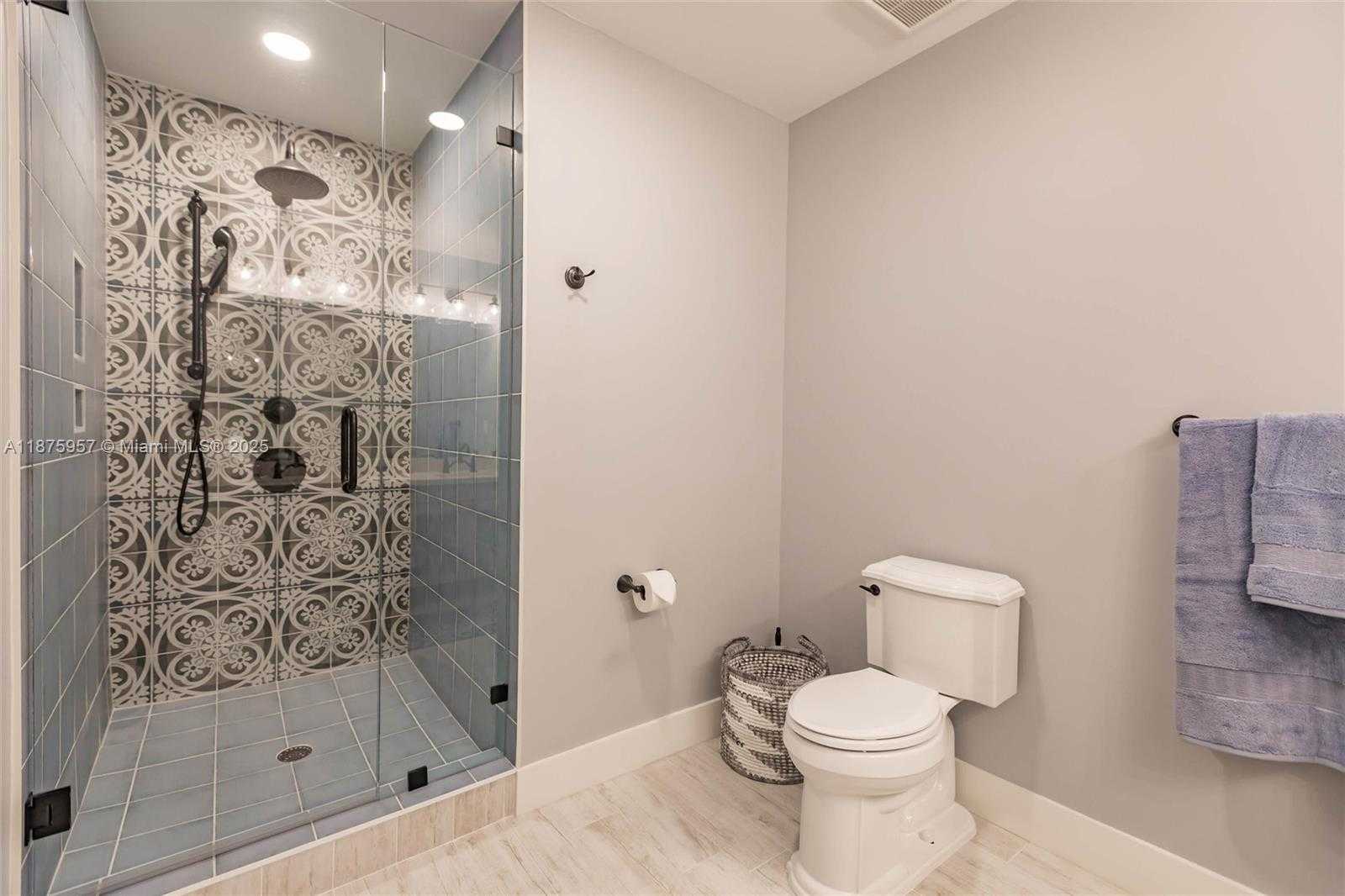 Small Image of 117 OCEAN KEY WAY, Jupiter Number 12
