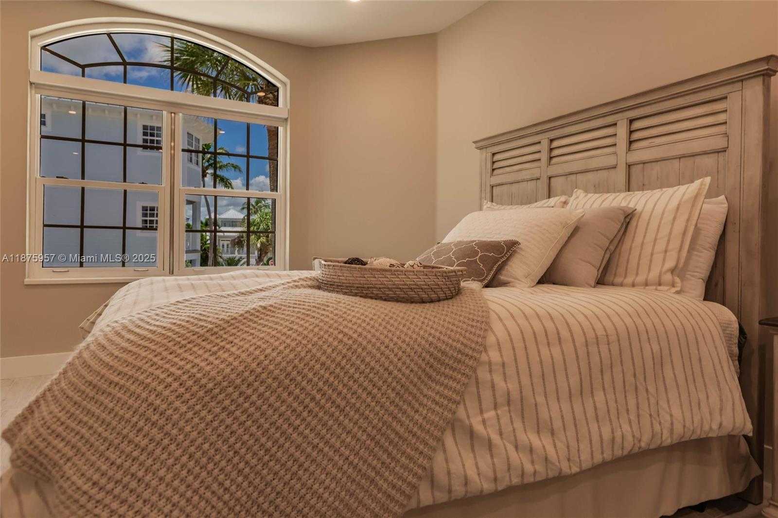 Small Image of 117 OCEAN KEY WAY, Jupiter Number 17