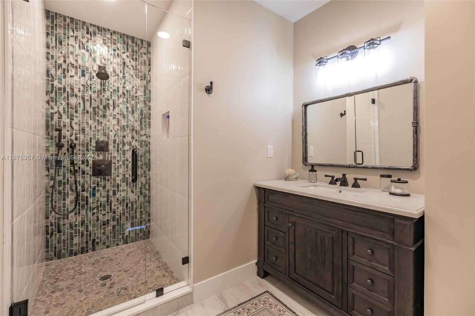 Small Image of 117 OCEAN KEY WAY, Jupiter Number 18