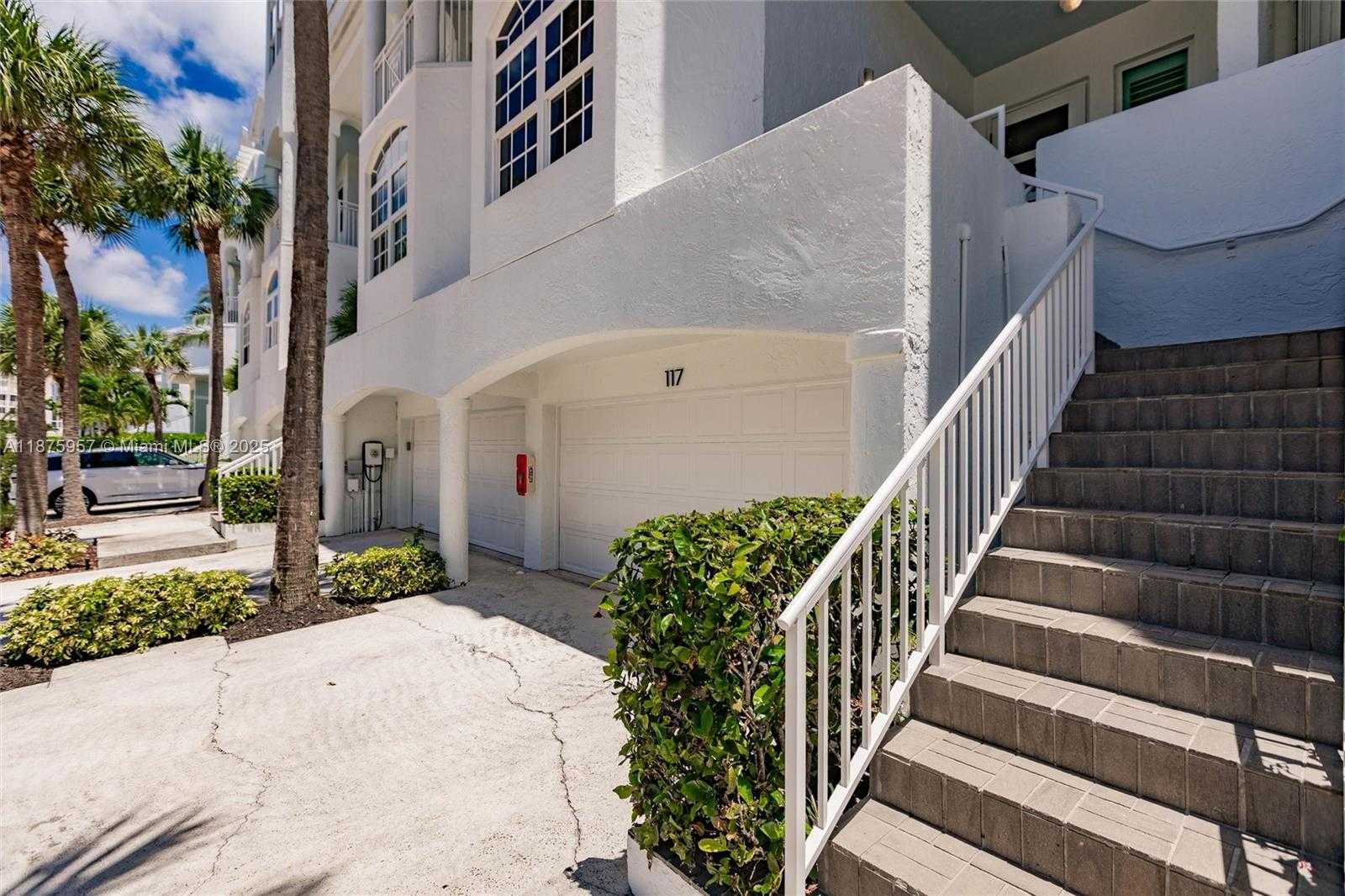 Small Image of 117 OCEAN KEY WAY, Jupiter Number 4
