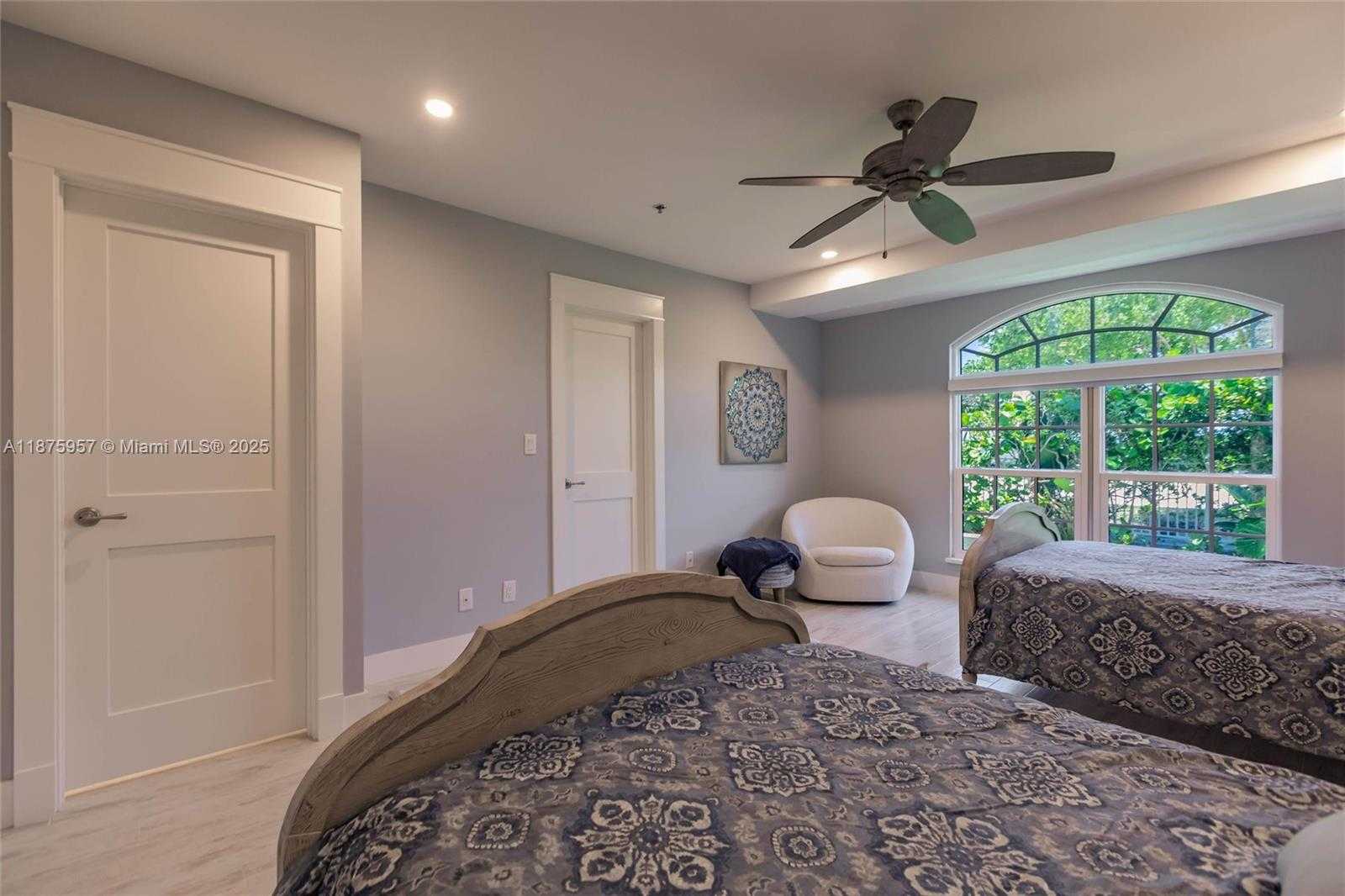 Small Image of 117 OCEAN KEY WAY, Jupiter Number 8