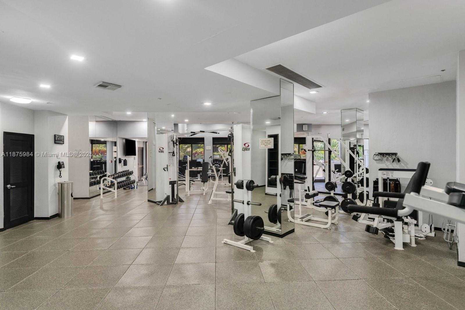 Small Image of 1581 BRICKELL AVE #2105, Miami Number 13