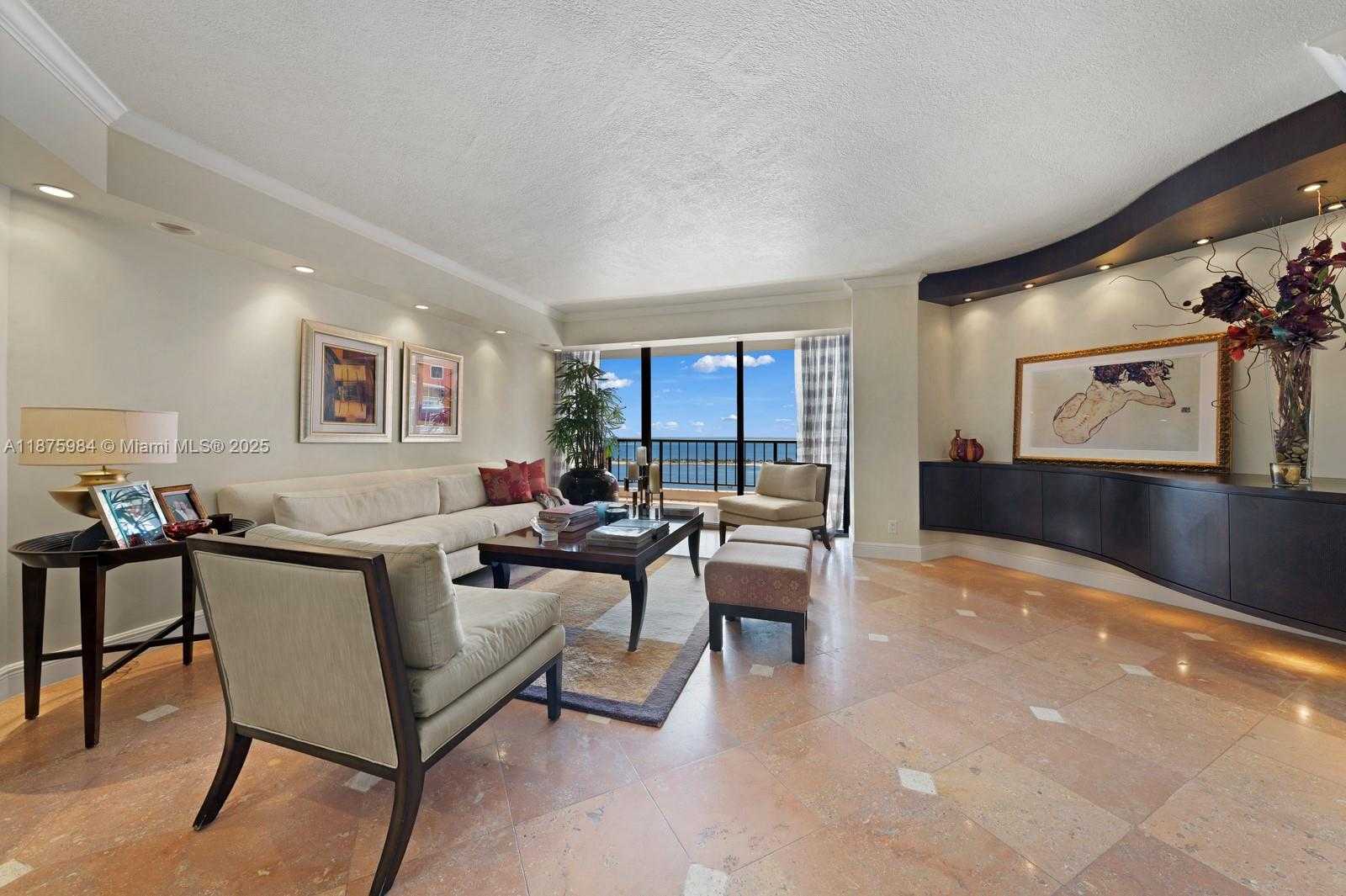Small Image of 1581 BRICKELL AVE #2105, Miami Number 3