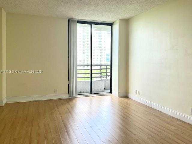 Small Image of 3300 NORTH EAST 191ST ST #703, Aventura Number 5
