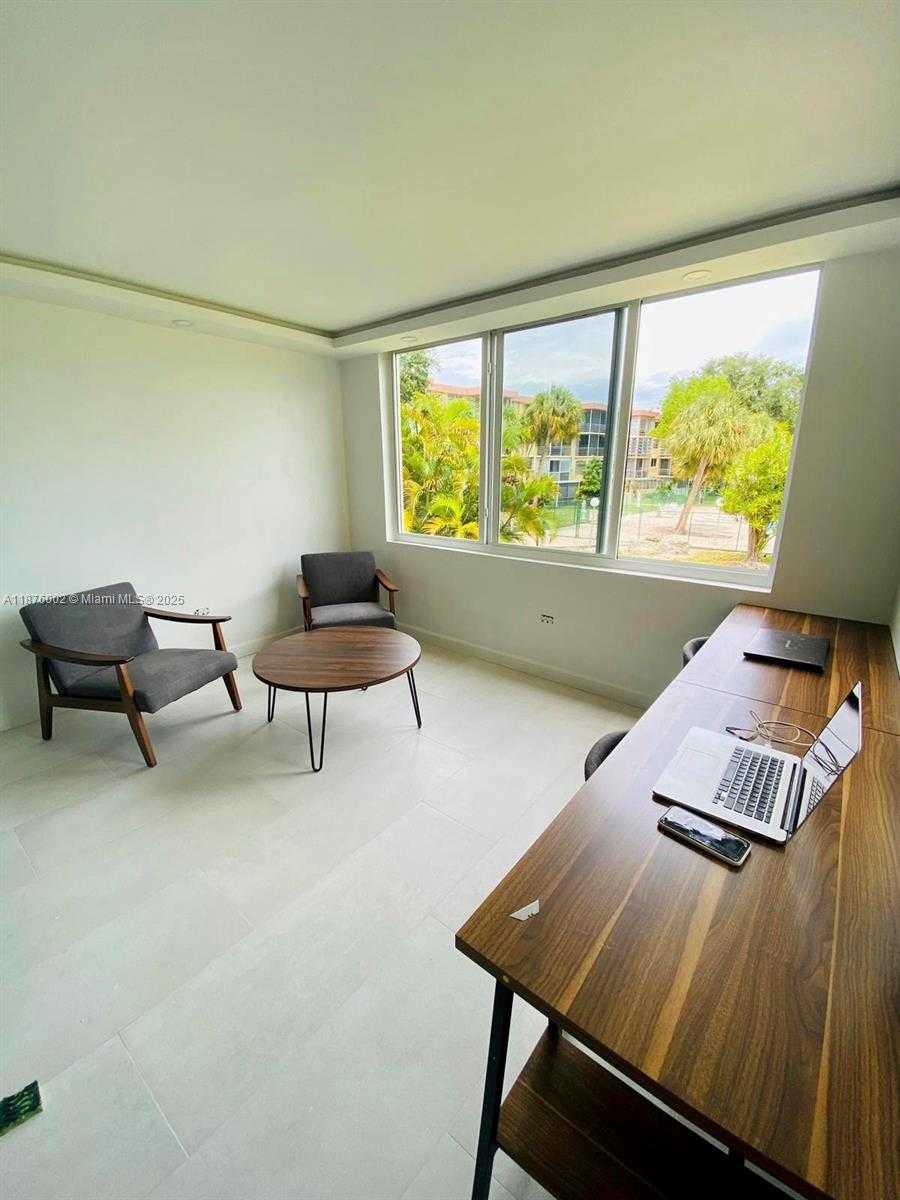 Small Image of 441 NORTH EAST 195TH ST #205, Miami Number 5