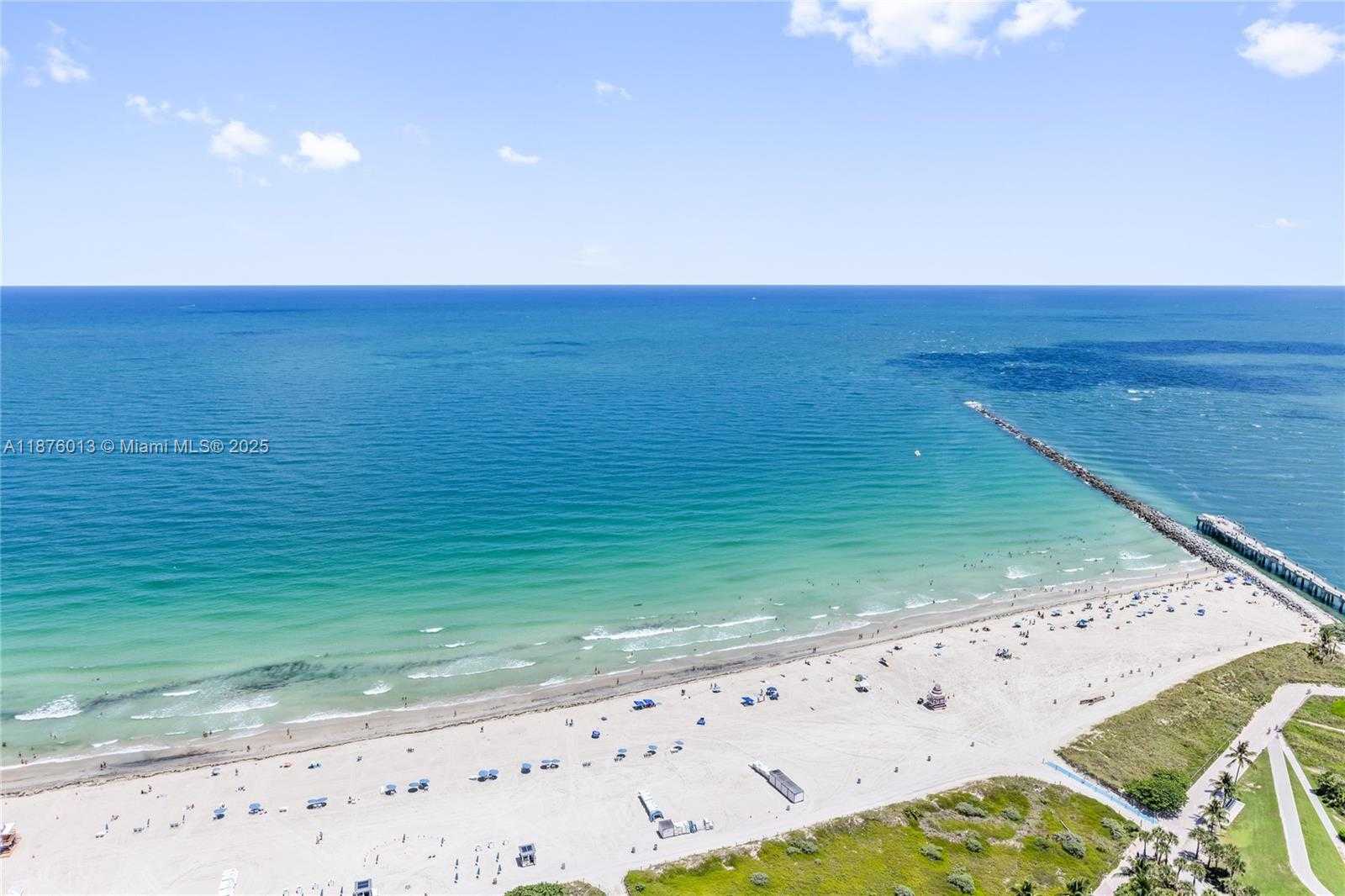 Small Image of 100 SOUTH POINTE DR #3605, Miami Beach Number 29