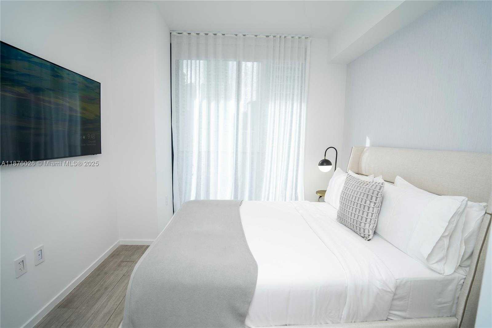 Small Image of 398 NORTH EAST 5TH ST #1617, Miami Number 14