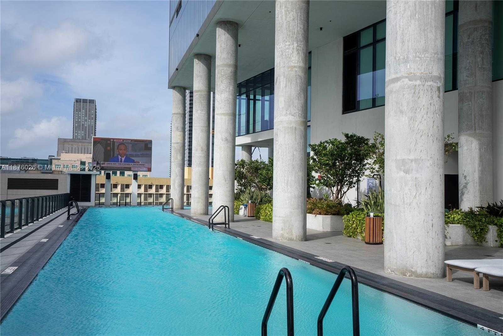 Small Image of 398 NORTH EAST 5TH ST #1617, Miami Number 3