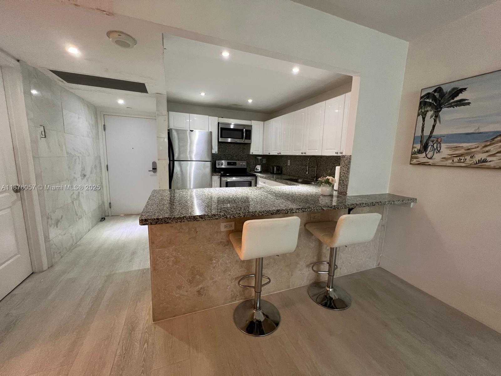 Small Image of 2301 COLLINS AVE #632, Miami Beach Number 19