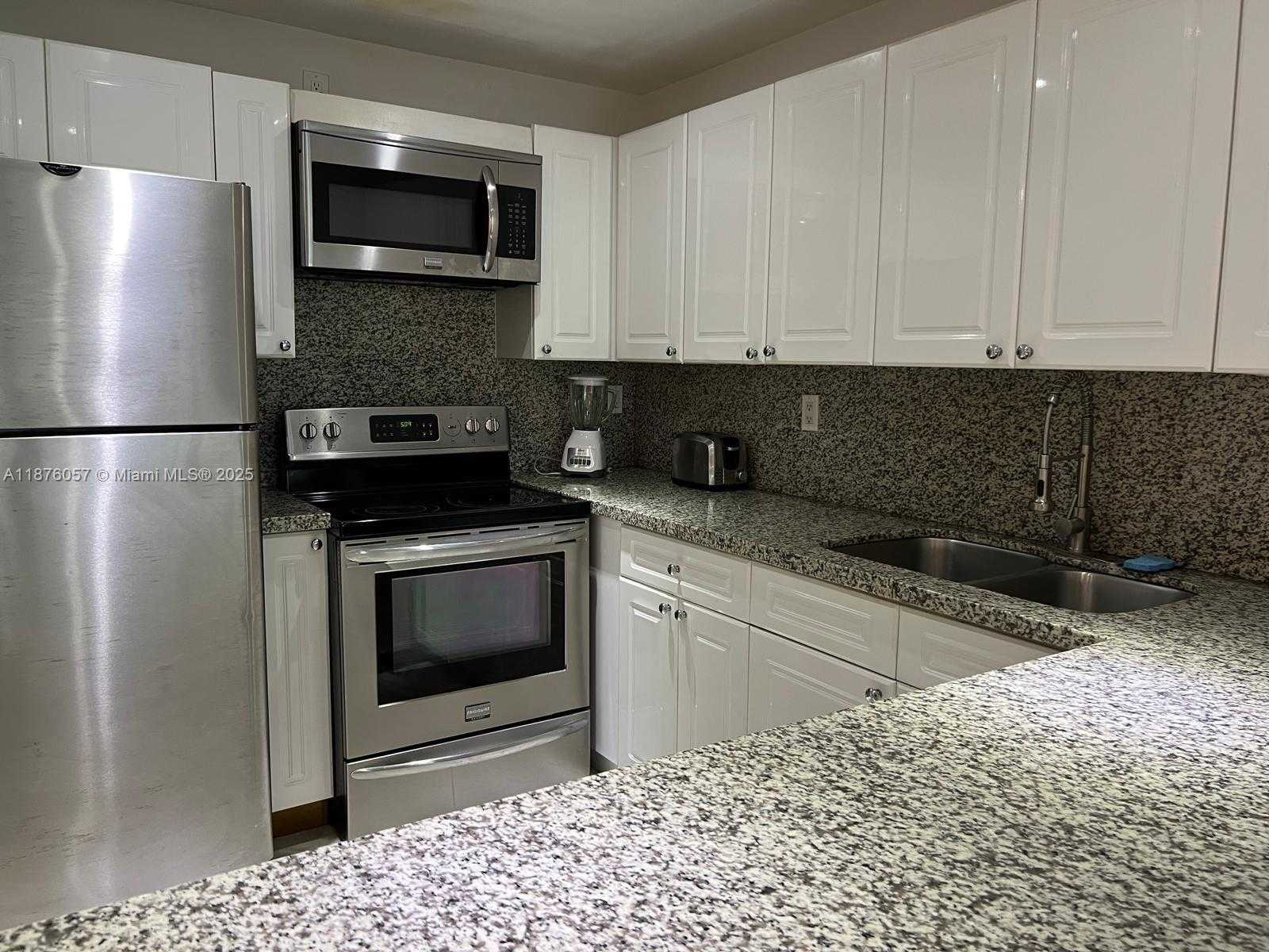 Small Image of 2301 COLLINS AVE #632, Miami Beach Number 20
