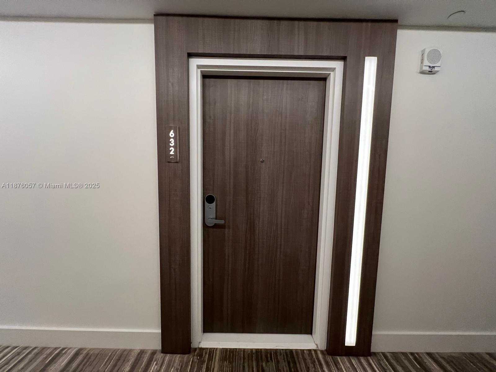 Small Image of 2301 COLLINS AVE #632, Miami Beach Number 5