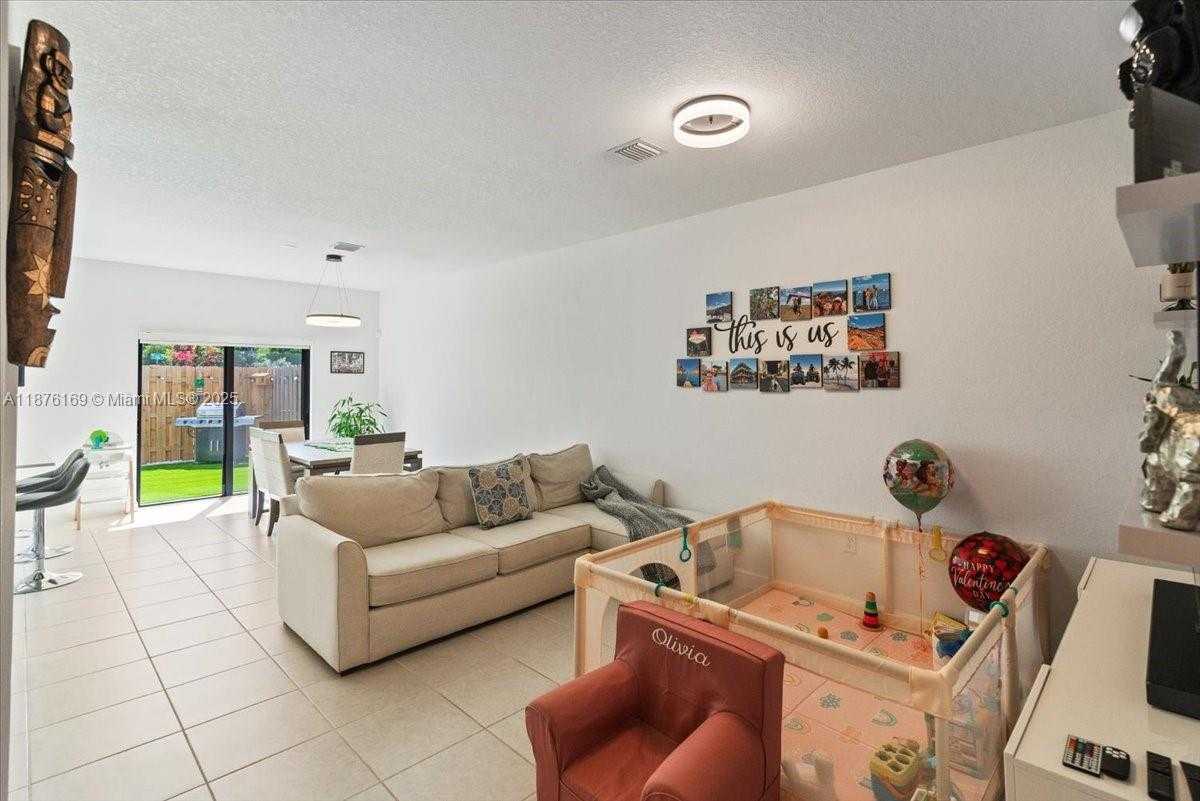 Small Image of 13378 SOUTH WEST 287TH TER #13378, Homestead Number 10