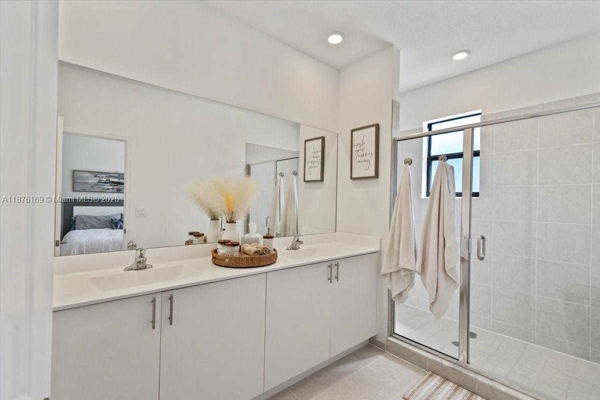 Small Image of 13378 SOUTH WEST 287TH TER #13378, Homestead Number 25