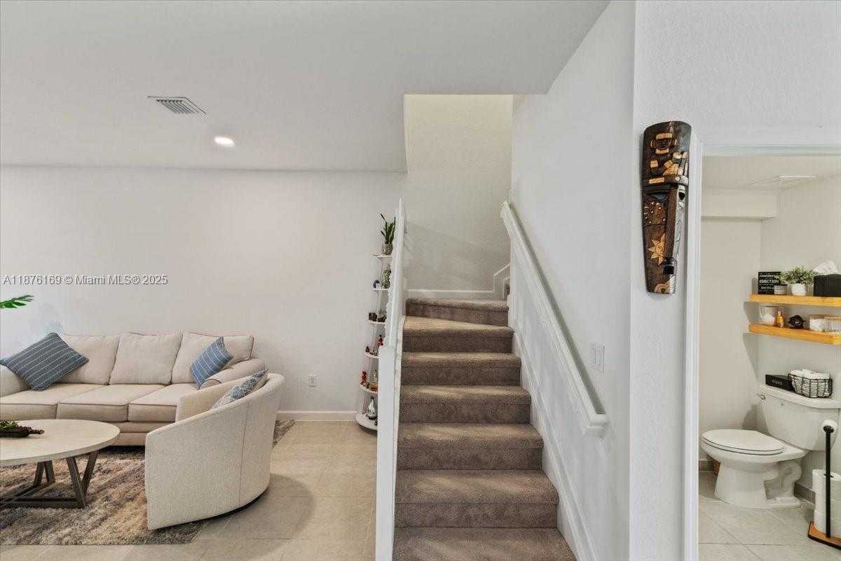 Small Image of 13378 SOUTH WEST 287TH TER #13378, Homestead Number 9