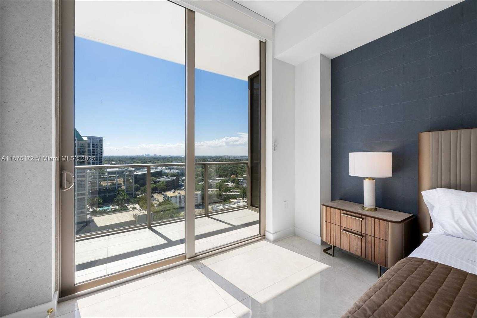 Small Image of 2678 TIGERTAIL AVE #1705, Miami Number 15