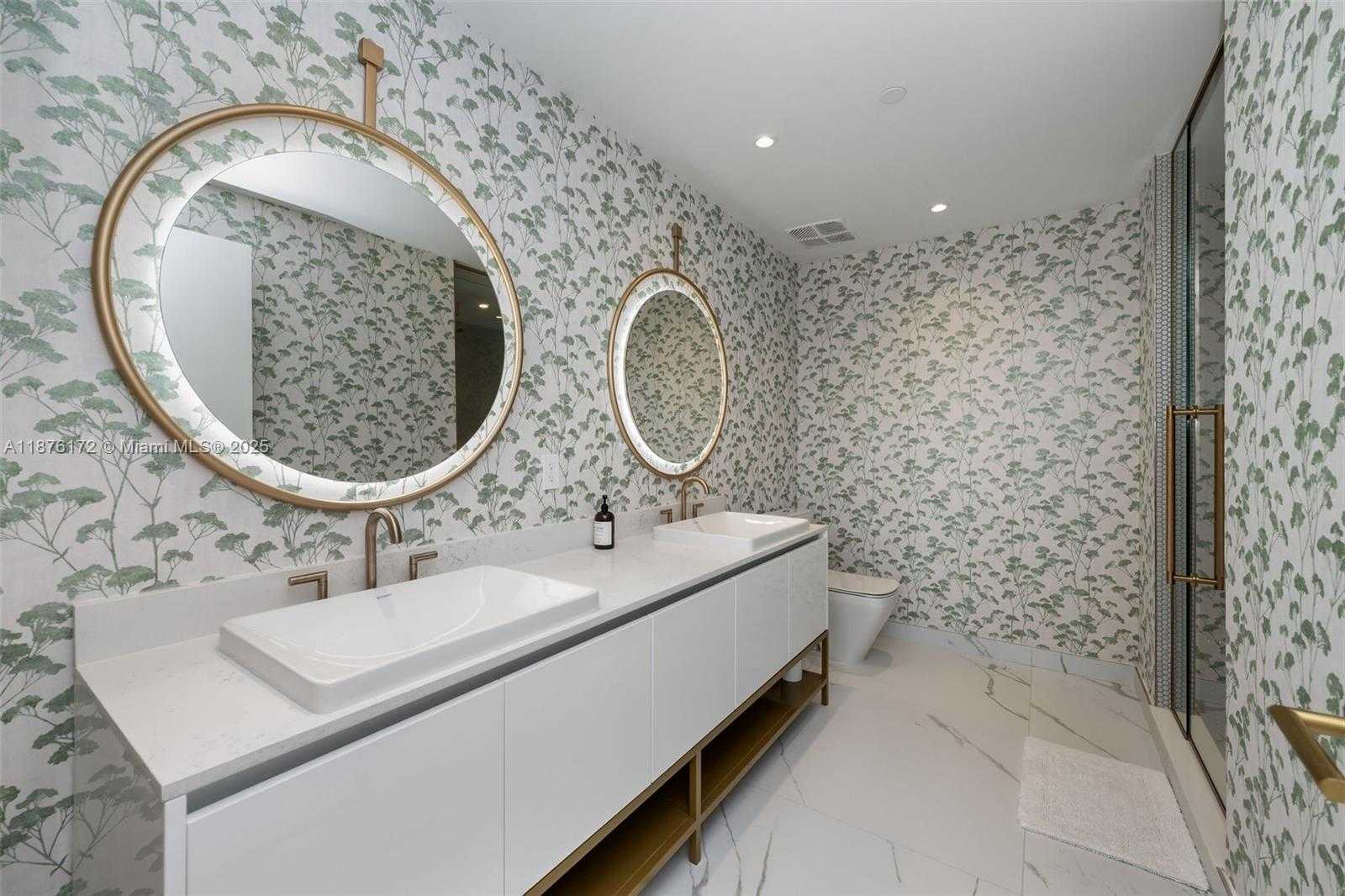 Small Image of 2678 TIGERTAIL AVE #1705, Miami Number 18