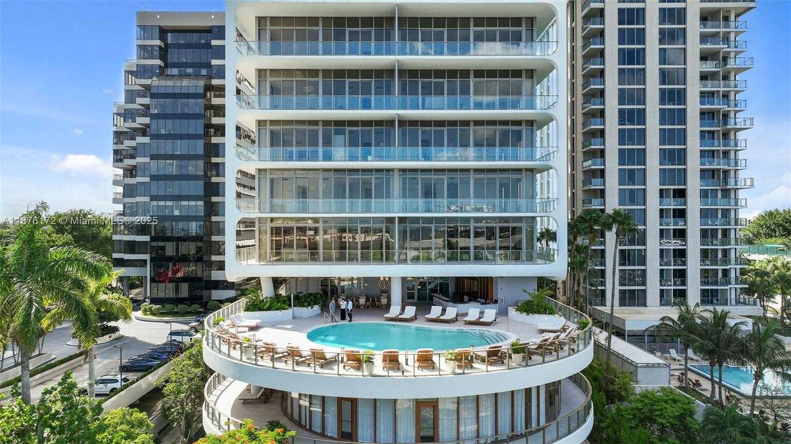 Small Image of 2678 TIGERTAIL AVE #1705, Miami Number 36
