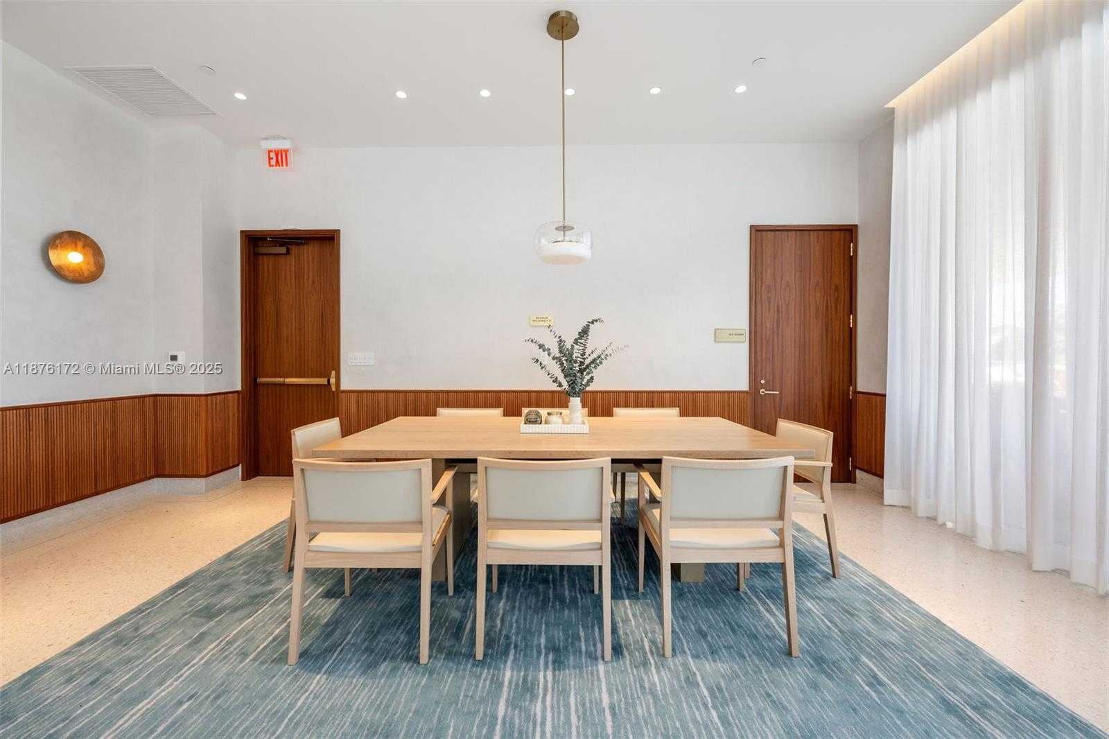Small Image of 2678 TIGERTAIL AVE #1705, Miami Number 51