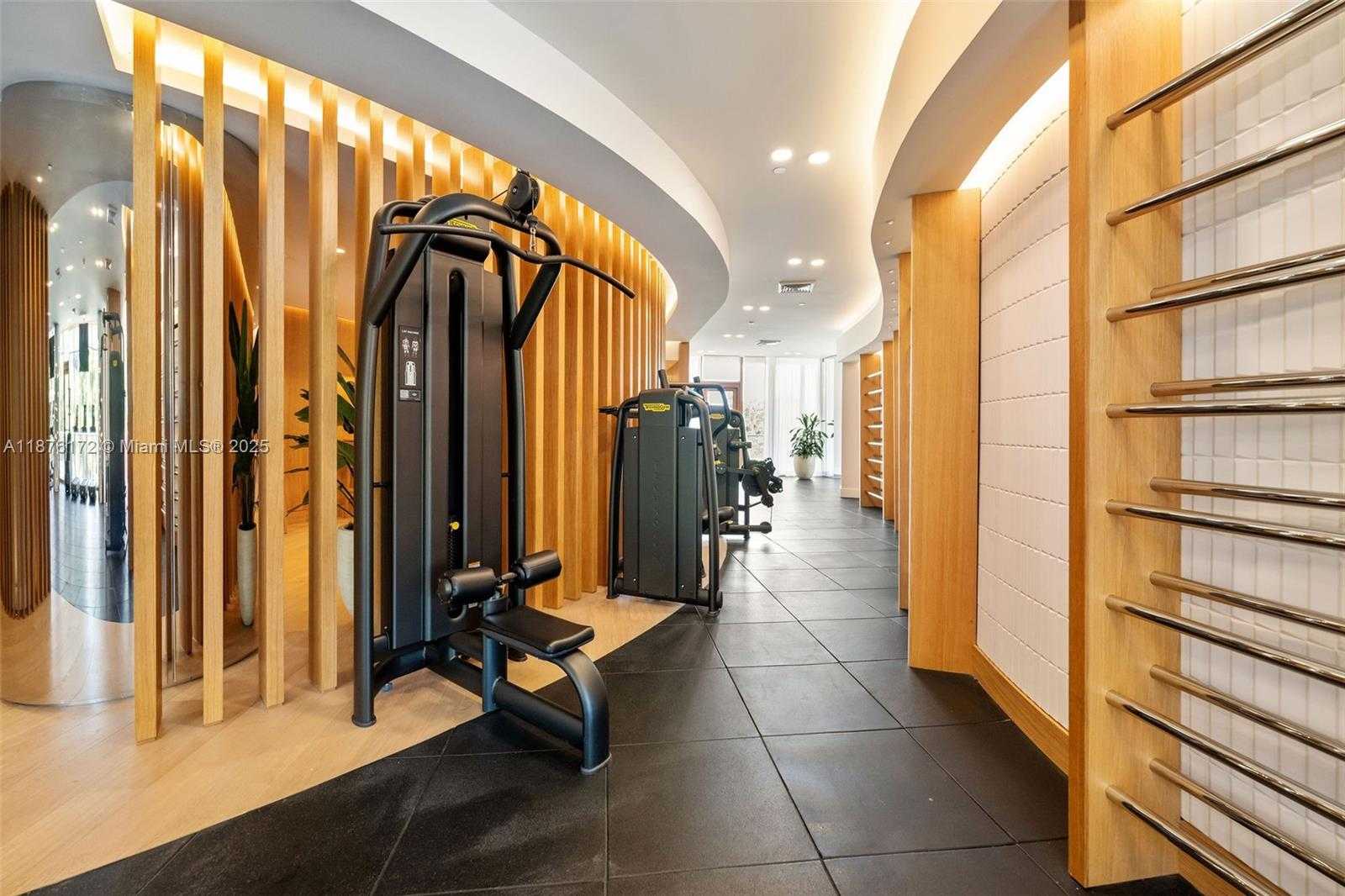 Small Image of 2678 TIGERTAIL AVE #1705, Miami Number 65